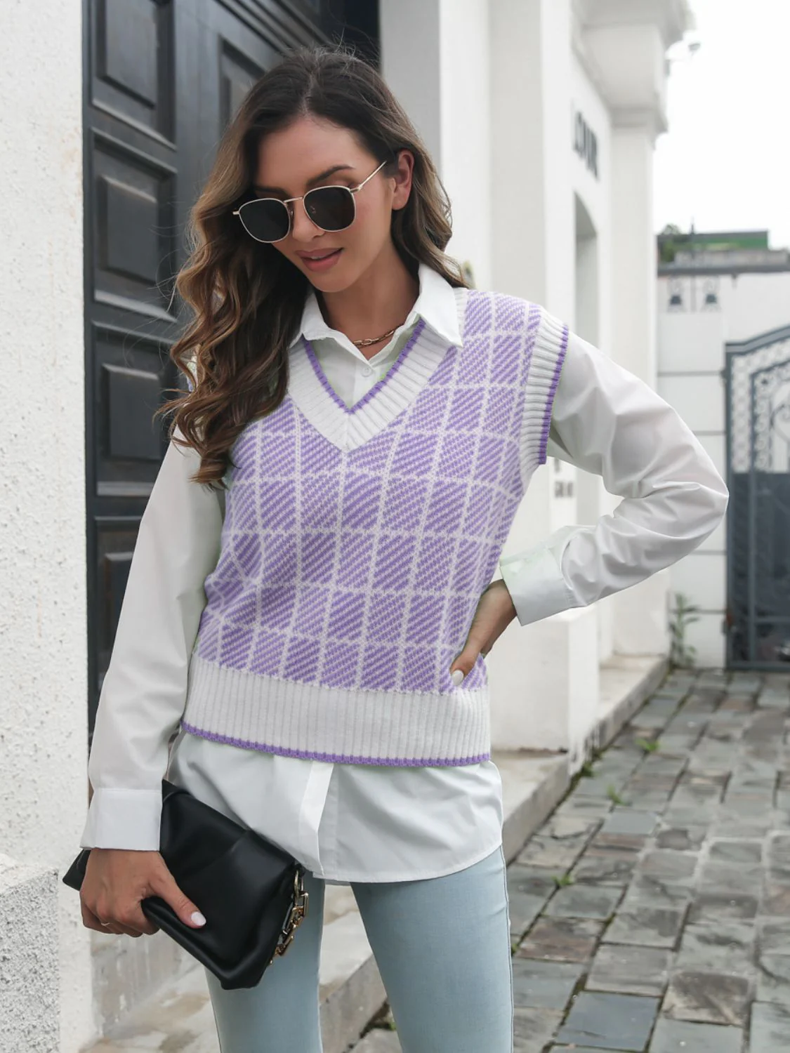 Plaid V-Neck Sweater Vest - Image 11