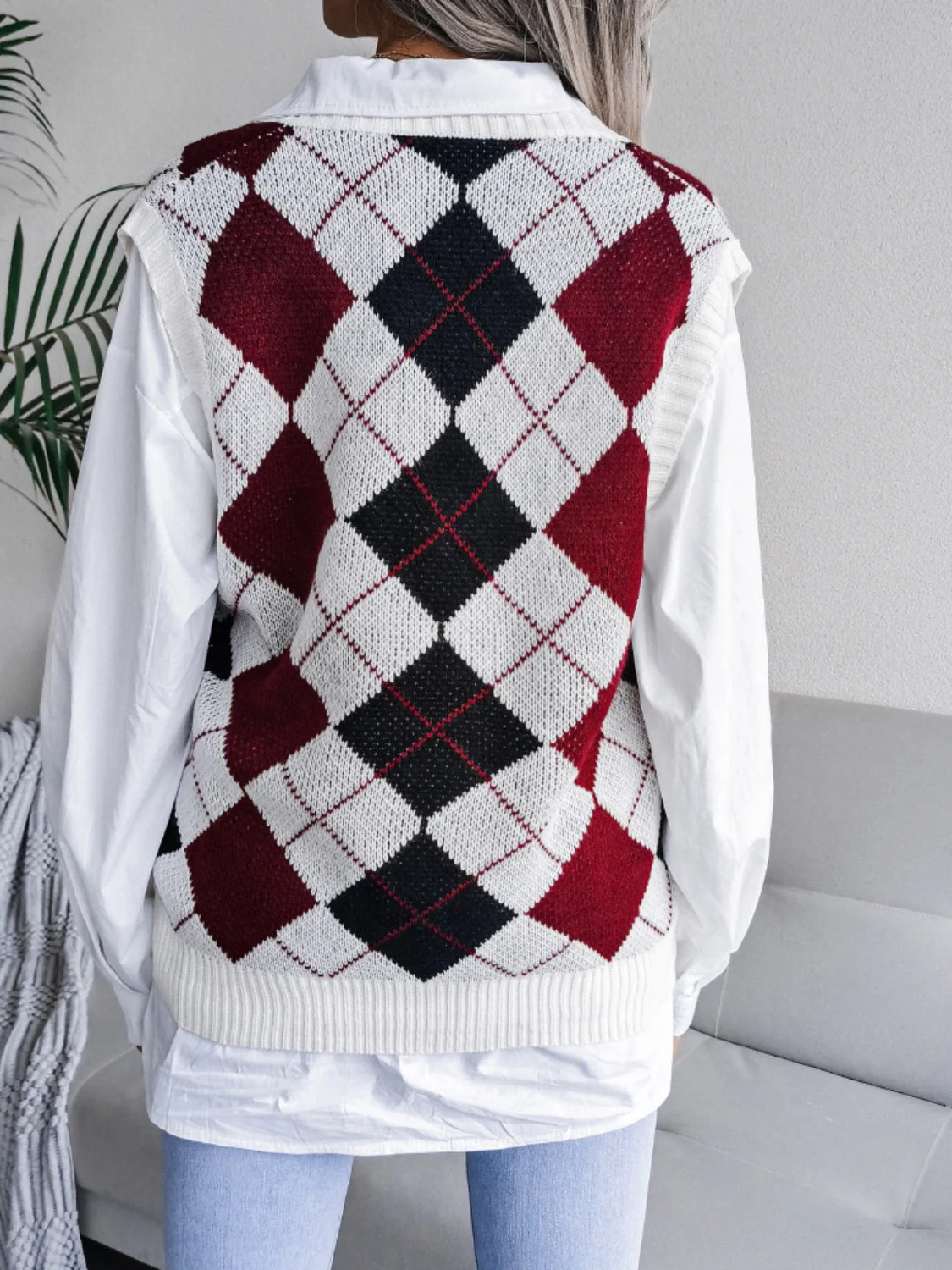 Plaid V-Neck Sweater Vest - Image 10