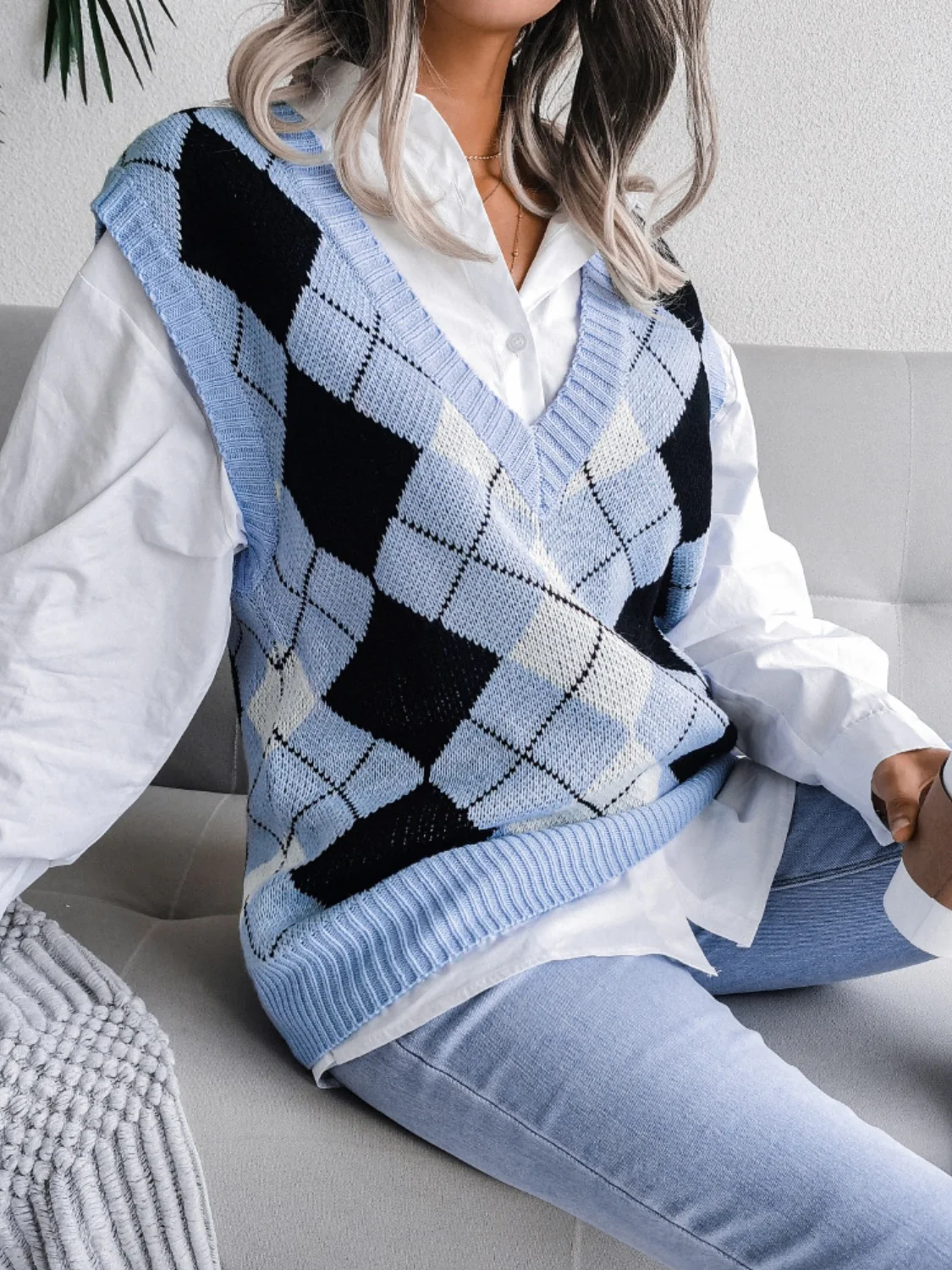 Plaid V-Neck Sweater Vest - Image 13