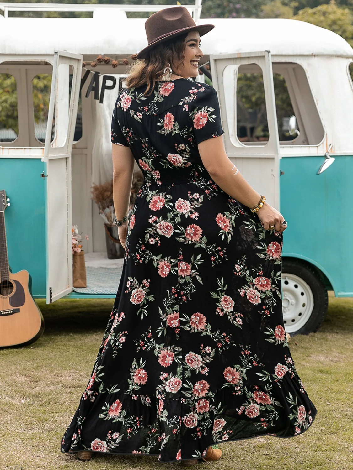 Plus Size Button Detail Printed V-Neck Short Sleeve Maxi Dress - Image 6