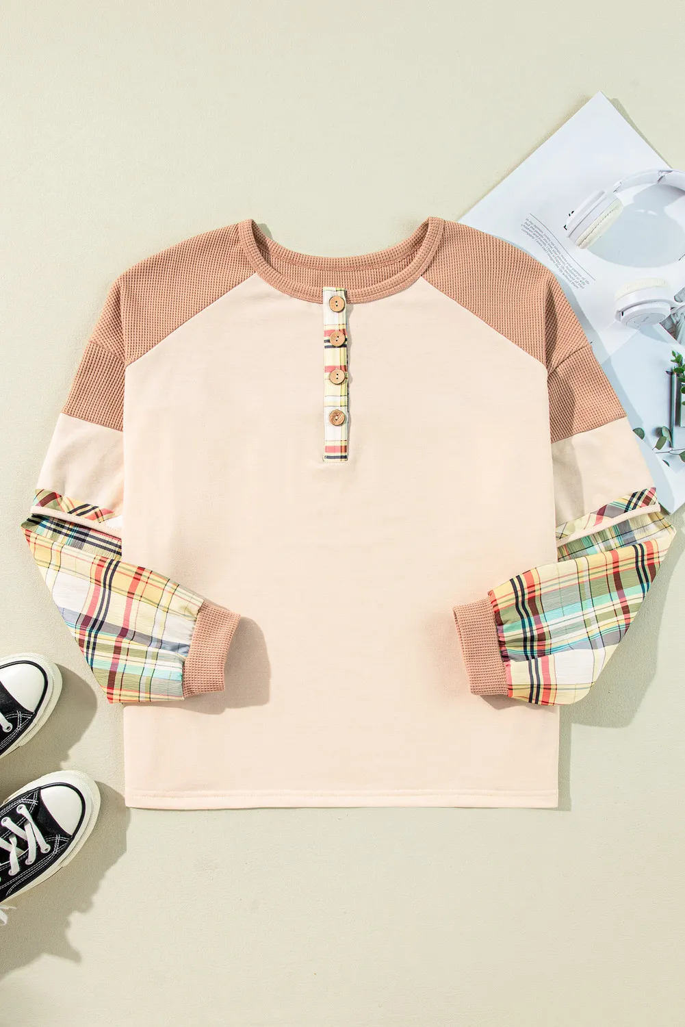 Plus Size Waffle-Knit Detail Plaid Round Neck Top - Image 3