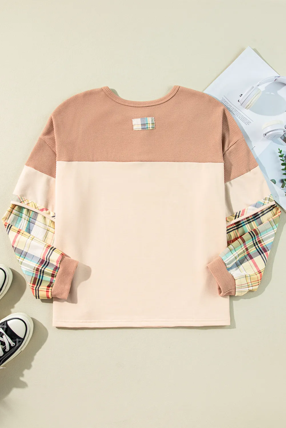 Plus Size Waffle-Knit Detail Plaid Round Neck Top - Image 4