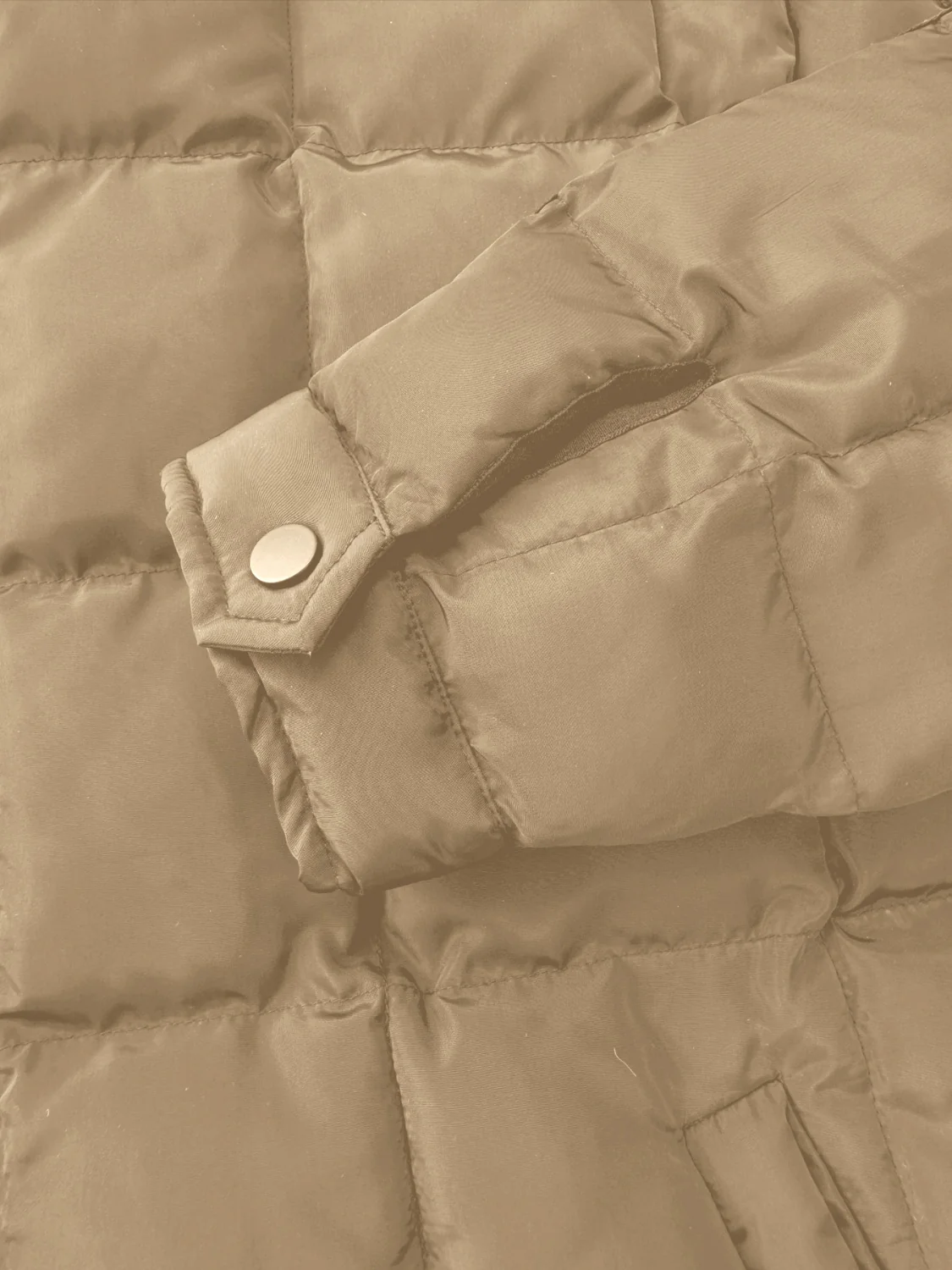 Pocketed Plaid Quilted Zip Up Winter Coat - Image 7