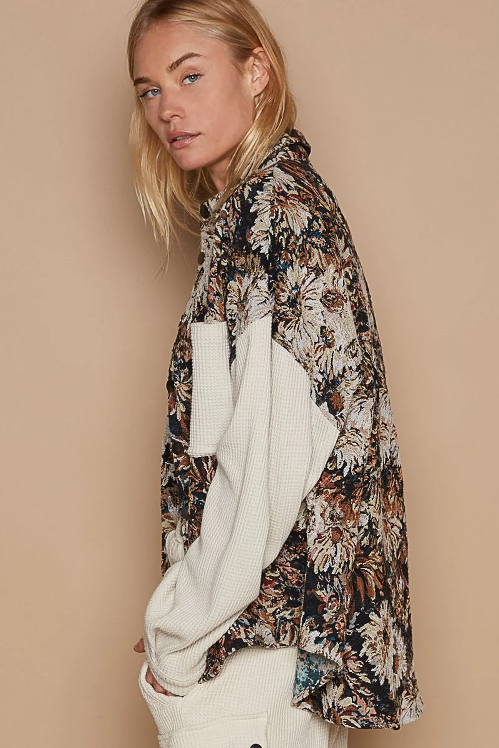 POL Contrast Sleeves Button Down Floral Jacquard Shirt - Image 3