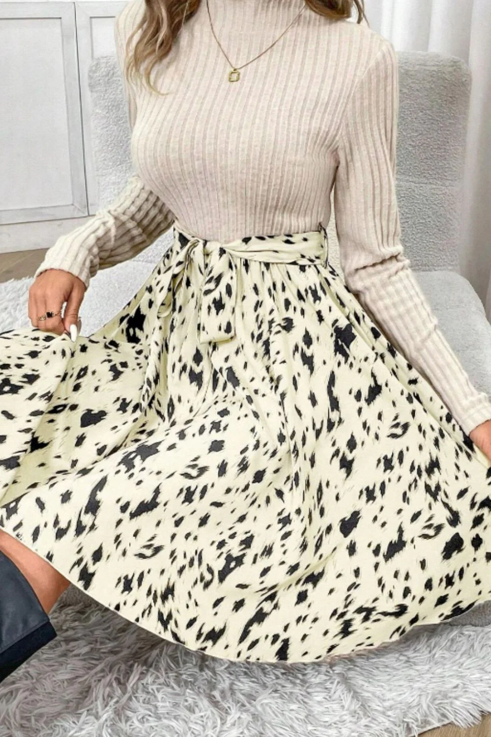 Printed Tie Waist Mock Neck Long Sleeve Dress - Image 4