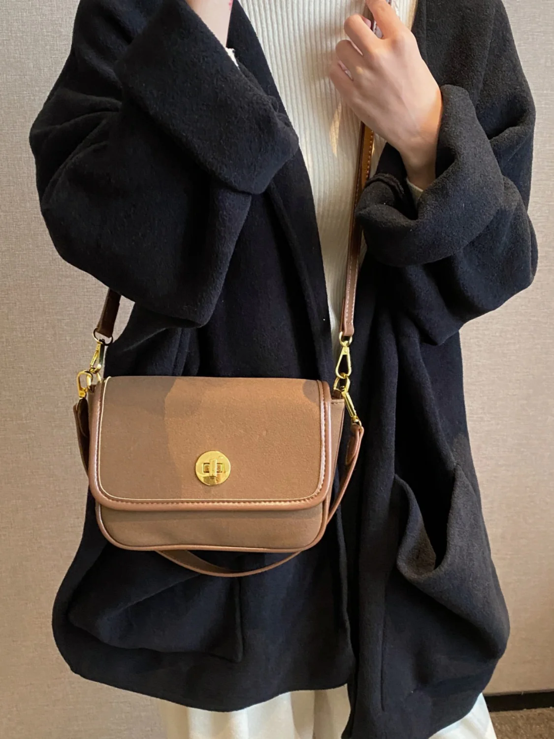 PU Leather Suede Twist-Lock Shoulder Bag - Image 10