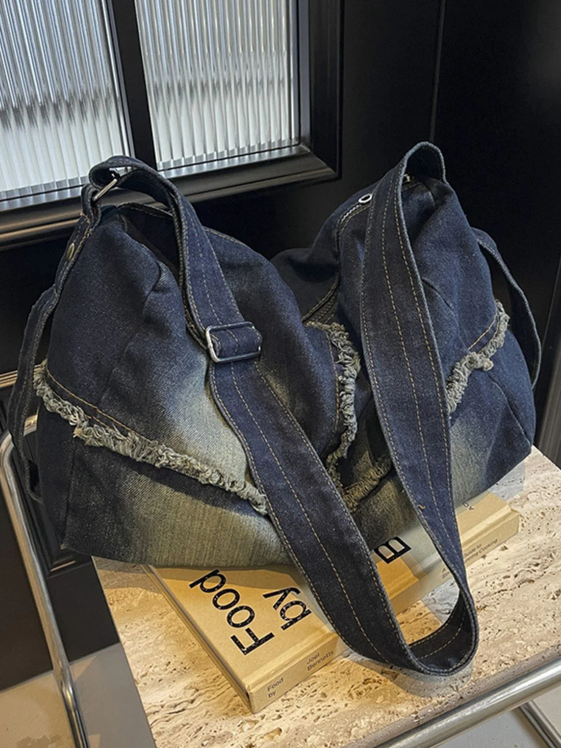 Raw Hem Gradient Crossbody Bag - Image 15