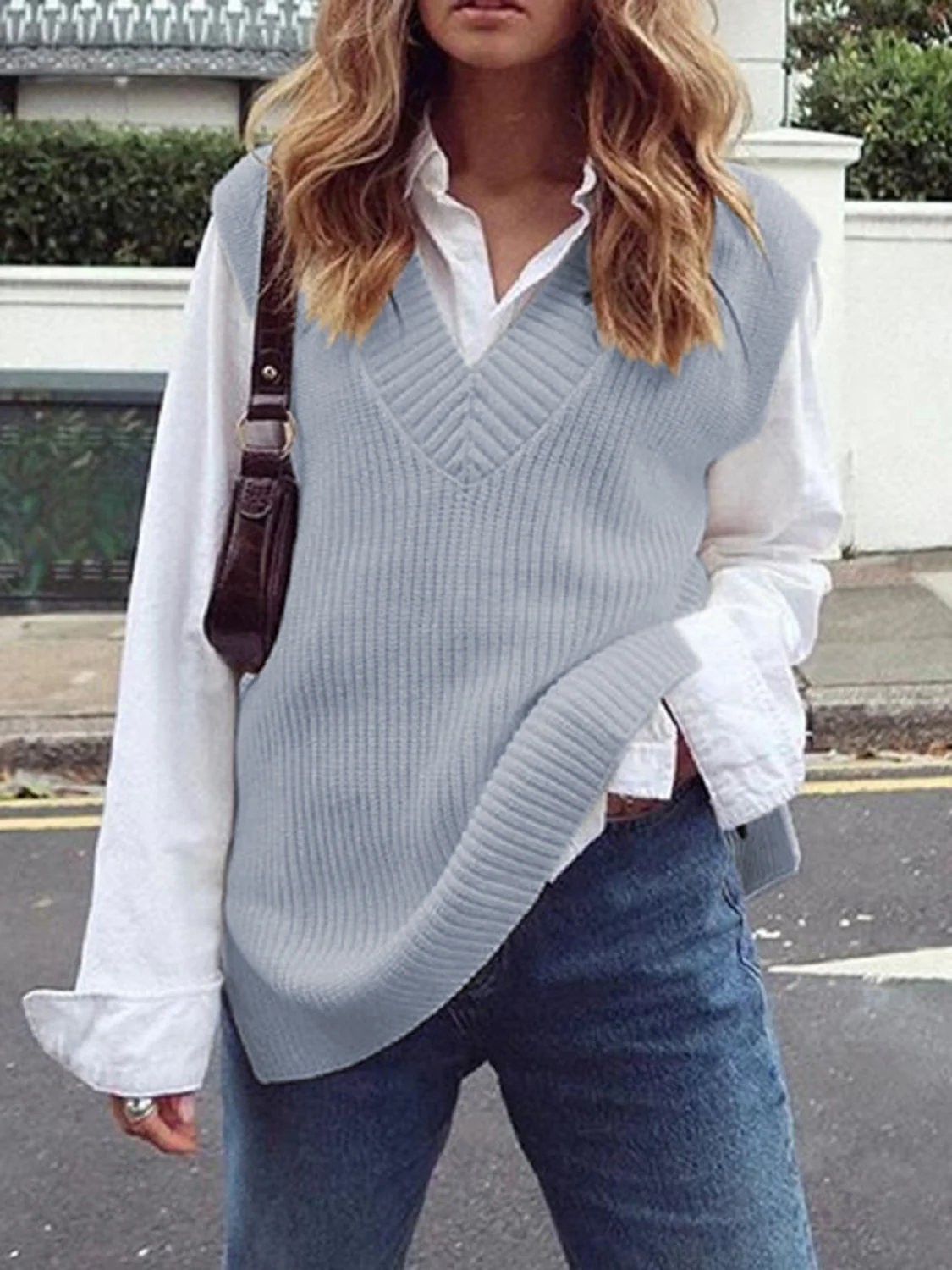 Ribbed V-Neck Sleeveless Sweater Vest - Image 4