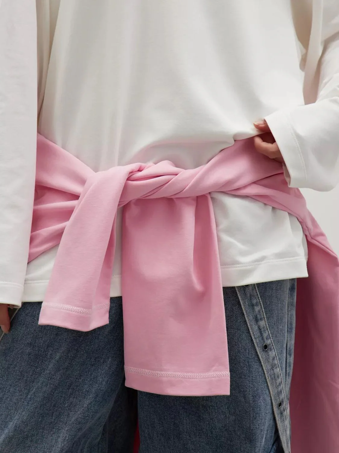 Round Neck Dropped Shoulder Long Sleeve T-Shirt - Image 4