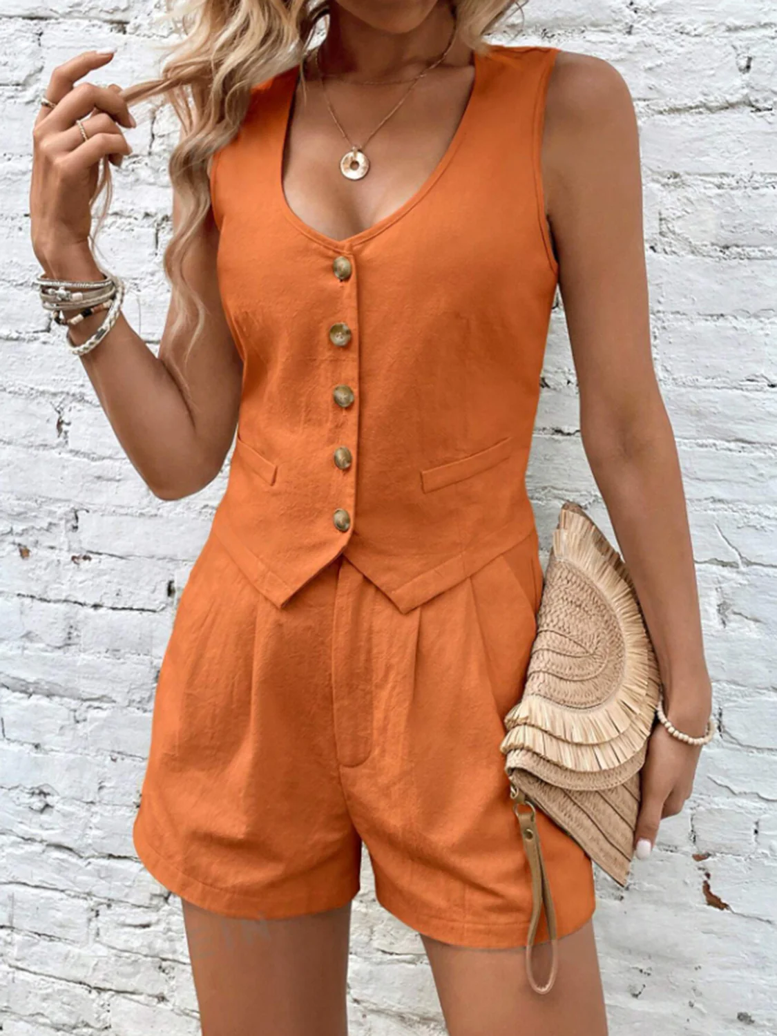 Scoop Neck Sleeveless Top and Shorts Set - Image 11