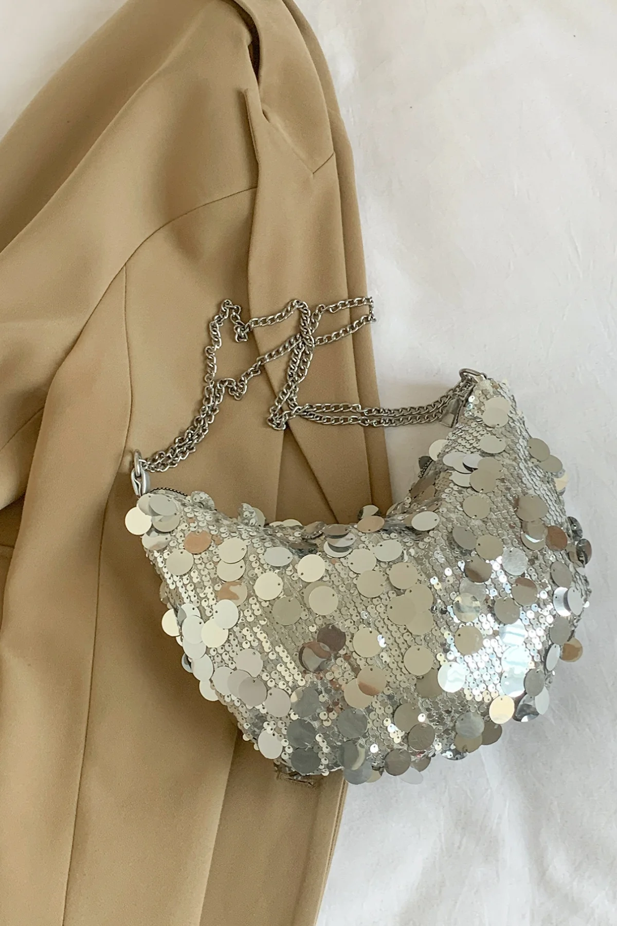 Sequin Chain Crossbody Bag - Image 12