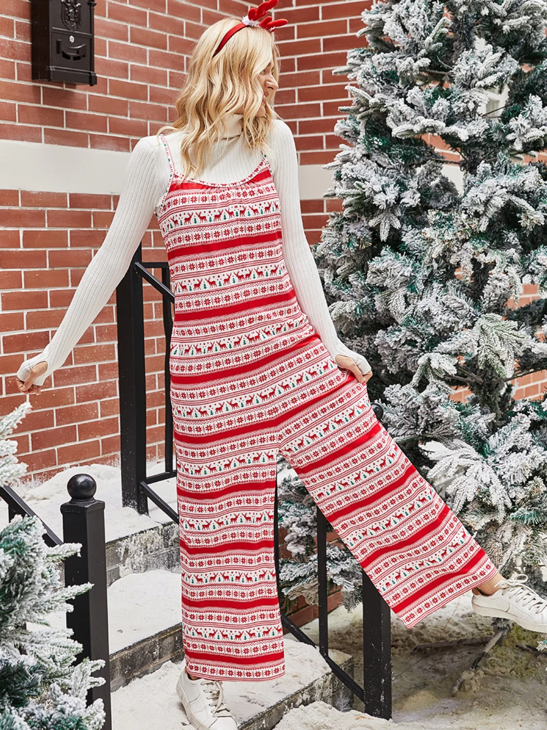 Shiny Christmas Color Contrast Wide-Legged Jumpsuit - Image 3