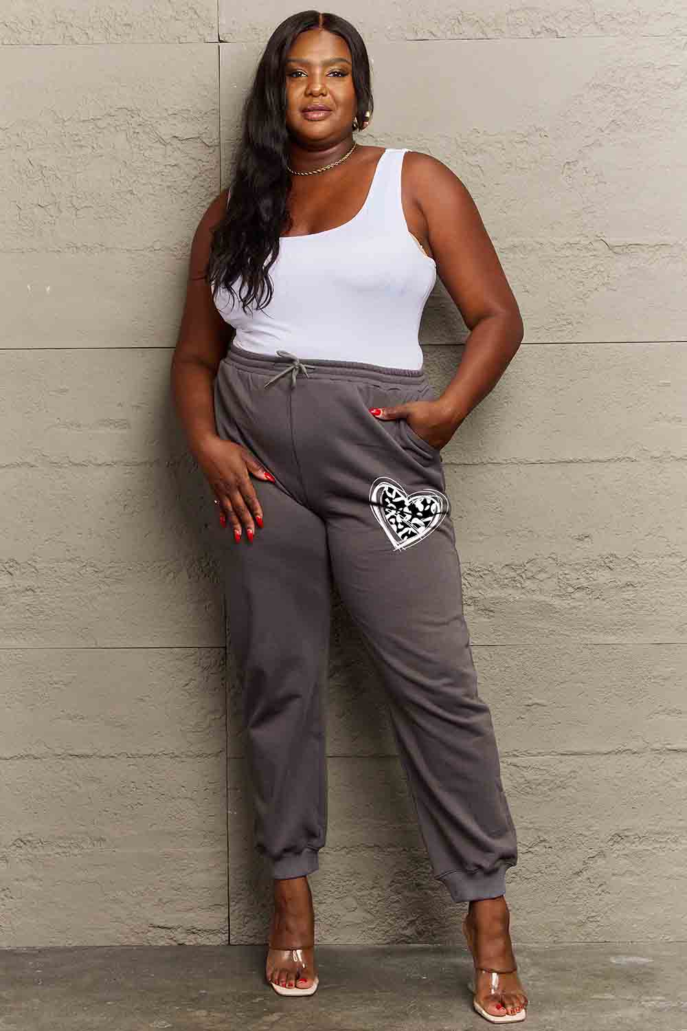 Simply Love Simply Love Full Size Drawstring Heart Graphic Long Sweatpants - Image 6