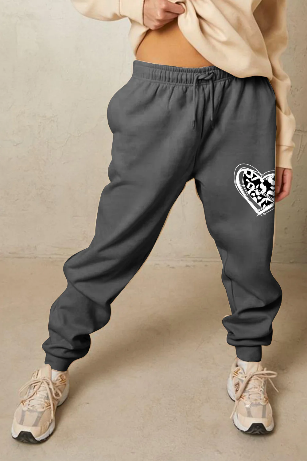 Simply Love Simply Love Full Size Drawstring Heart Graphic Long Sweatpants - Image 7