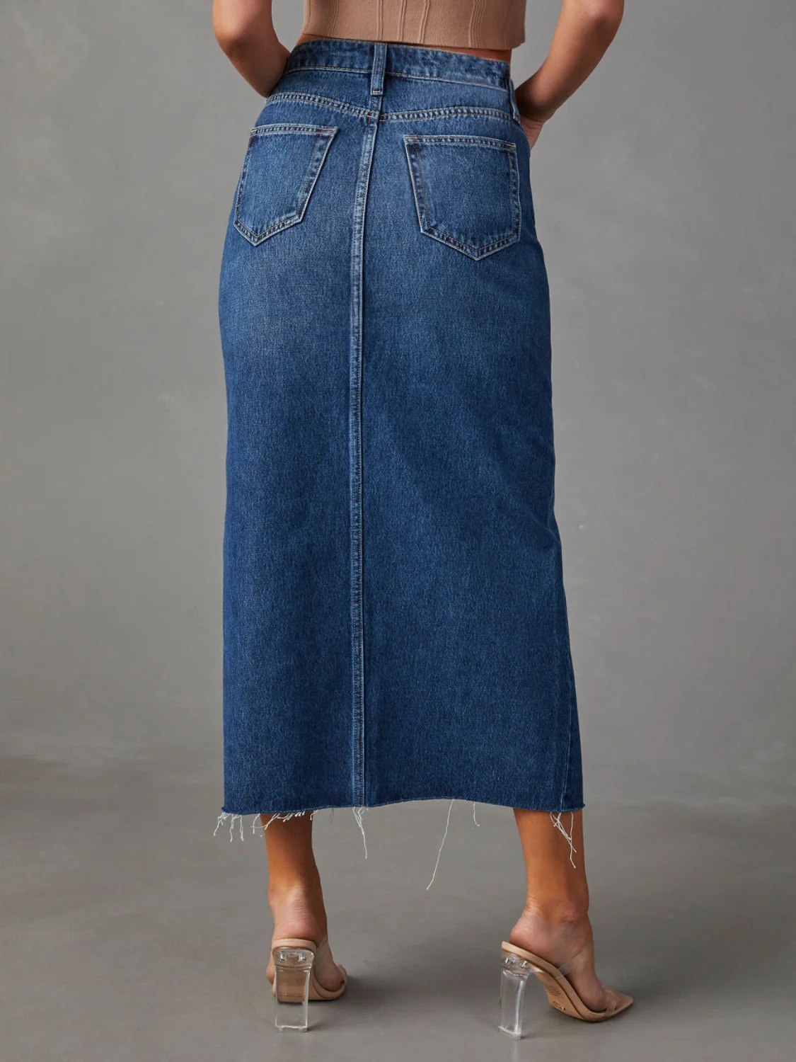 Slit Raw Hem Midi Denim Skirt - Image 2