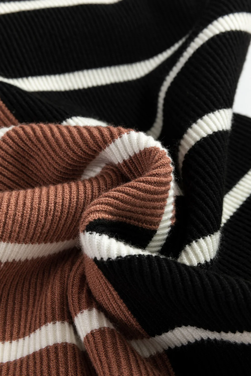 Striped Quarter Zip Cap Sleeve Sweater Dress - Image 29