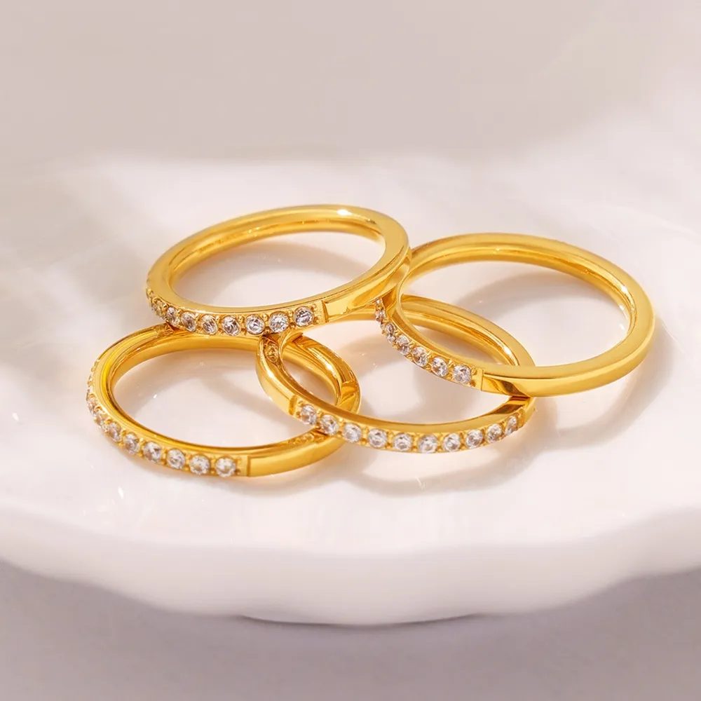 Titanium Steel Inlaid Zircon Ring - Image 2