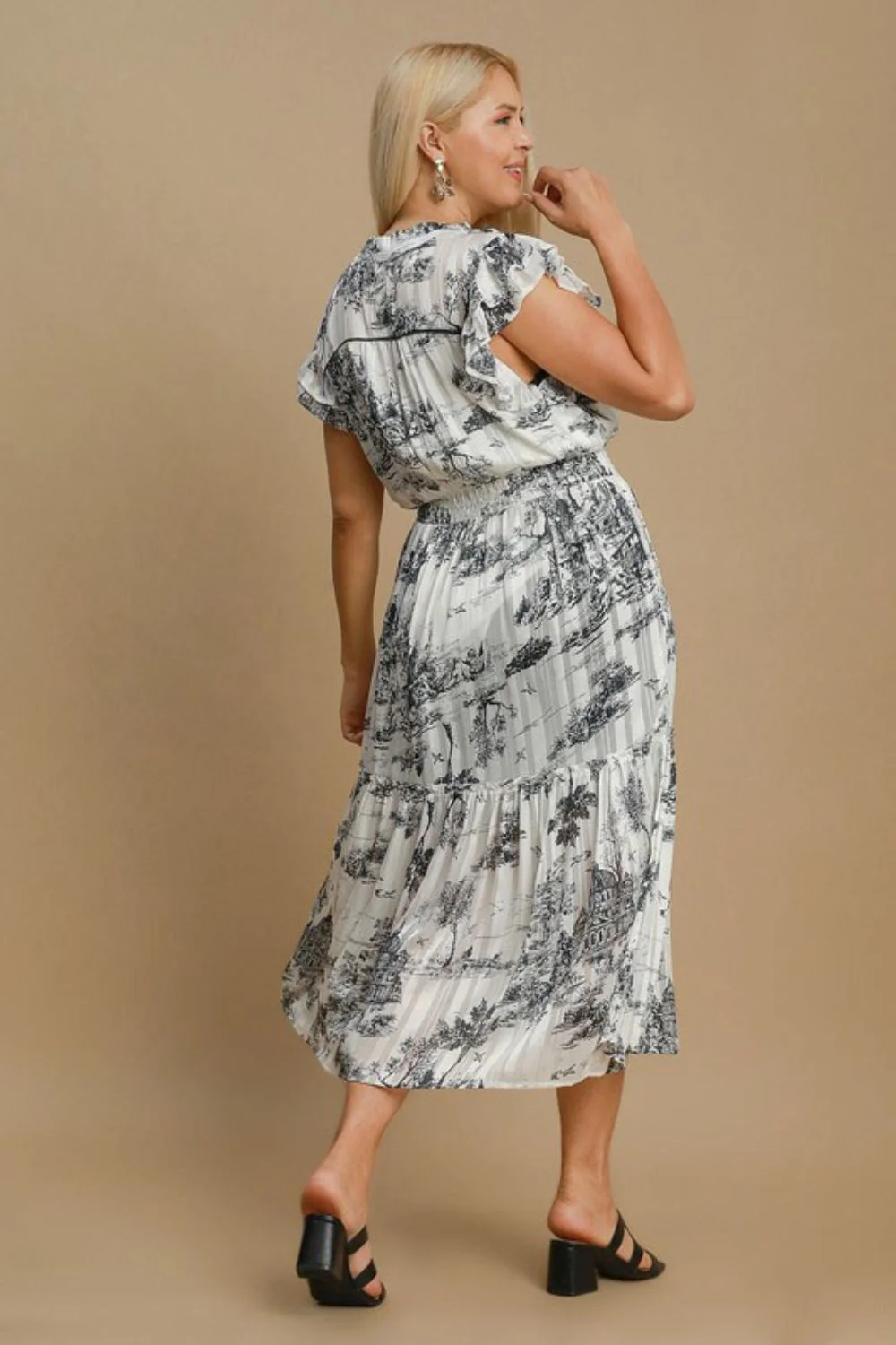 Umgee Full Size Two Tone Landscape Print Midi Dress Plus Size - Image 3
