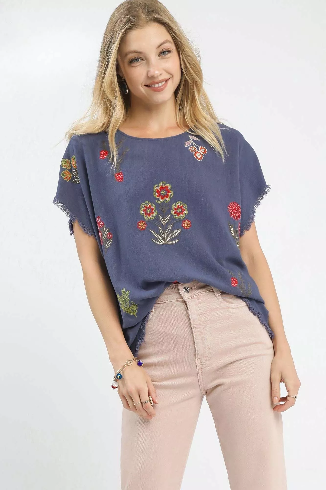 Umgee Linen Blend Embroidered Frayed Hem Top - Image 2