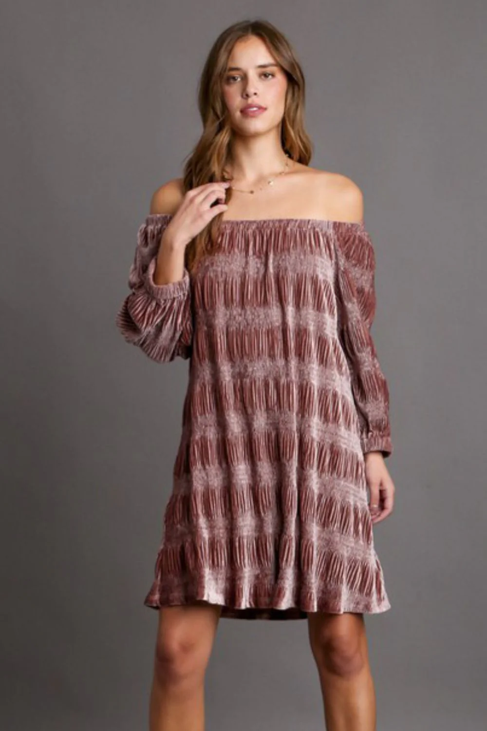 Umgee Off-Shoulder Balloon Sleeve Velvet Mini Dress - Image 4
