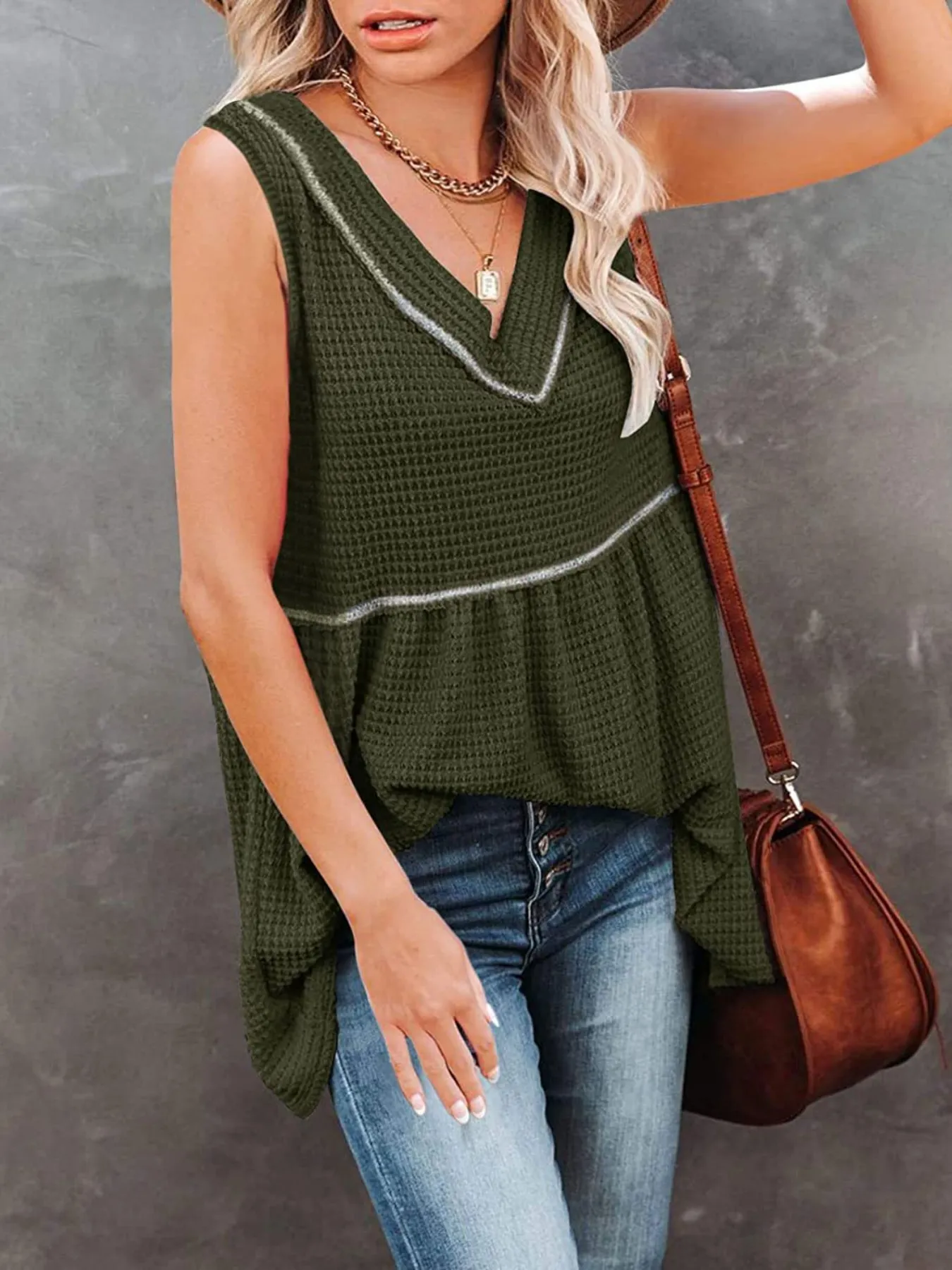 V-Neck Contrast Trim Waffle Knit Tank Top - Image 24