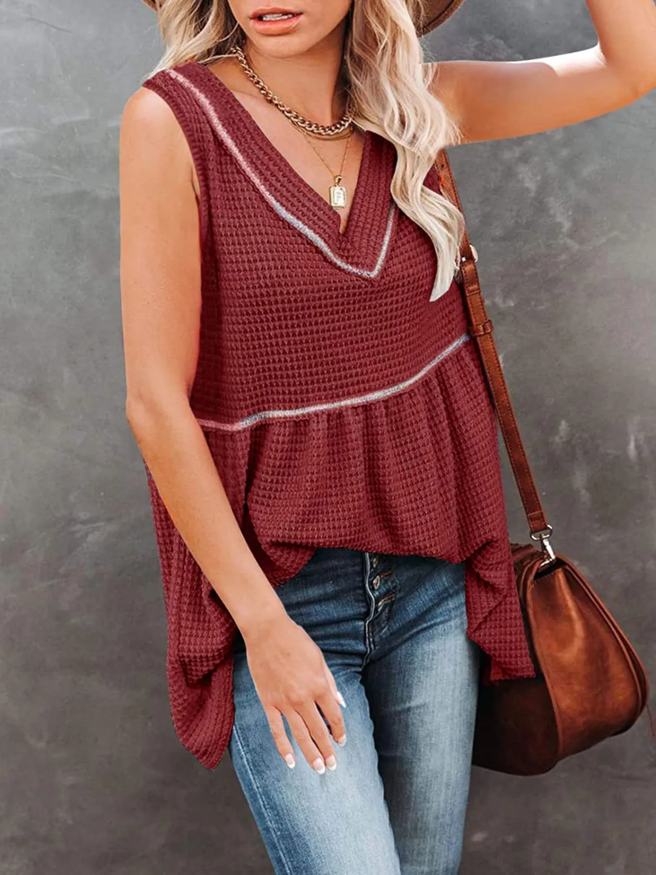 V-Neck Contrast Trim Waffle Knit Tank Top - Image 7