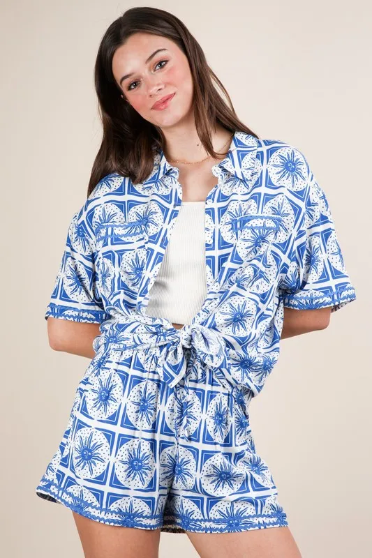 VERY J Full Size Tropical Printed Shirt Top and Shorts Set Plus Size - Image 2