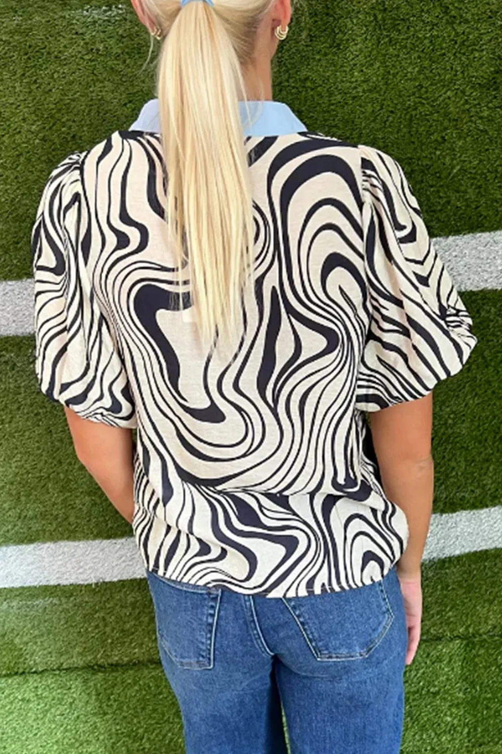 Zebra Stripe Print Contrast V-Neck Ricrac Detail Short Sleeve Blouse Top - Image 2