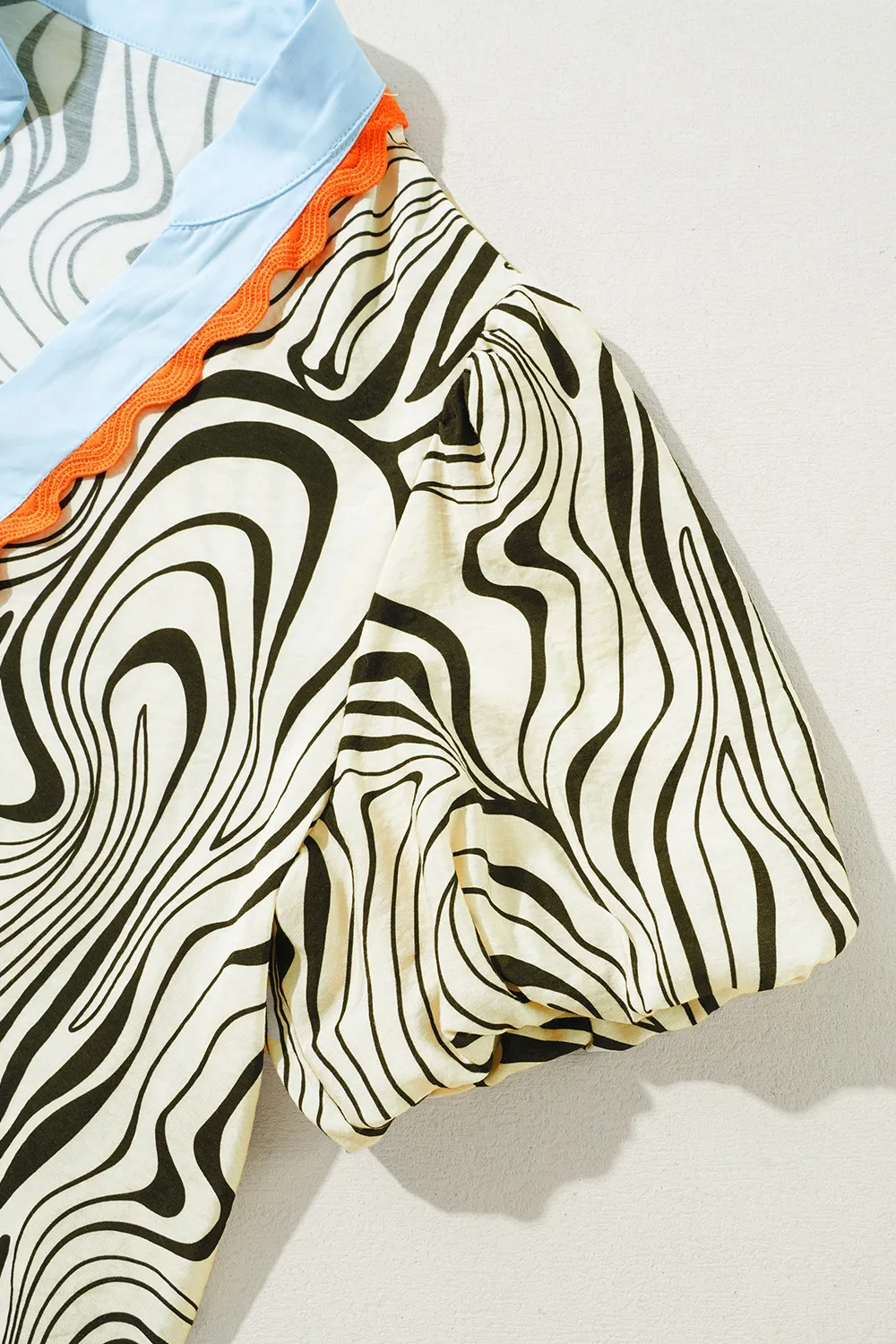 Zebra Stripe Print Contrast V-Neck Ricrac Detail Short Sleeve Blouse Top - Image 7